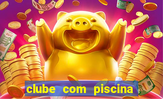 clube com piscina em taubat茅