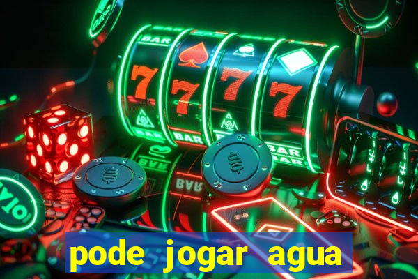 pode jogar agua quente na privada